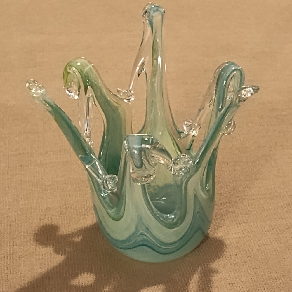 Vintage! Like-New Murano Glass Hand Blown Aqua Tulip Vase
